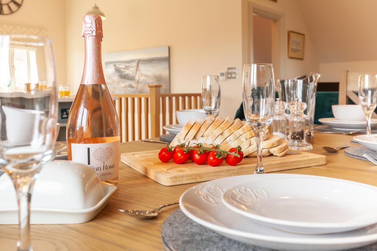 Choseley Cottage - Norfolk Cottage Agency Docking Экстерьер фото