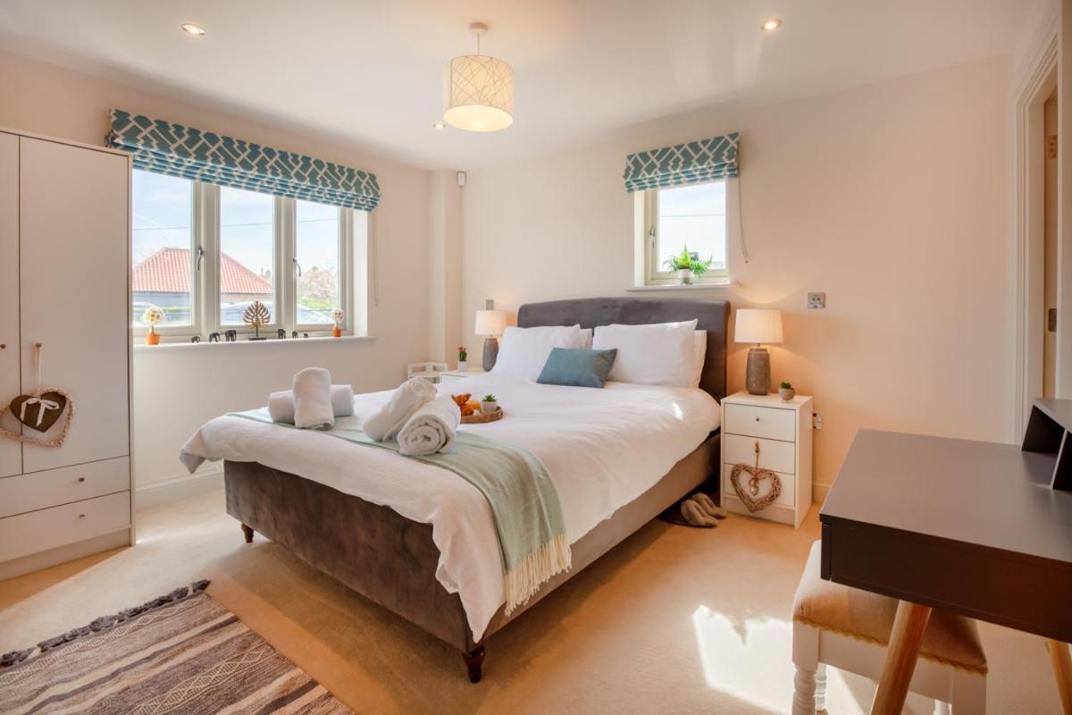 Choseley Cottage - Norfolk Cottage Agency Docking Экстерьер фото
